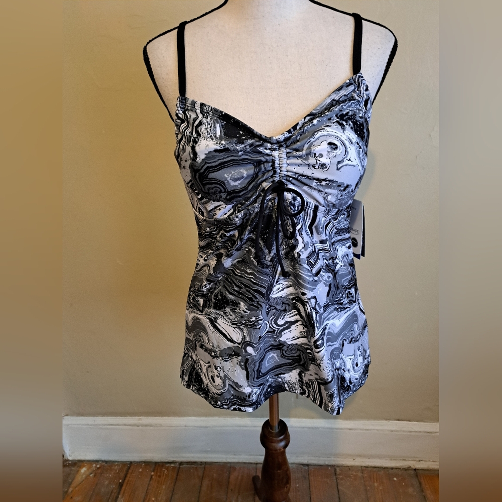 Dolfin Aquashape top.